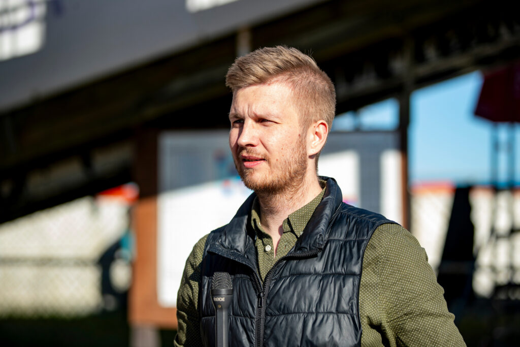 Motala, SVERIGE - 20 maj 2025 : Johannes Wahlberg under speedwaymatchen i Bauhausligan mellan Piraterna och Lejonen på Skrotanders Arena den 20 maj 2025 i Motala ( Foto: Emil Särnehed / SarnehedPhoto )  Nyckelord Keywords: Speedway, Bauhausligan, Piraterna, Lejonen, ESS, Elitserien, Elitspeedway, ***Betalbild***